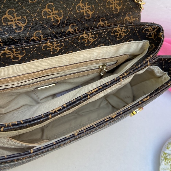 New GUESS Downtown Cool Convertible Crossbody - Picture 8 of 11